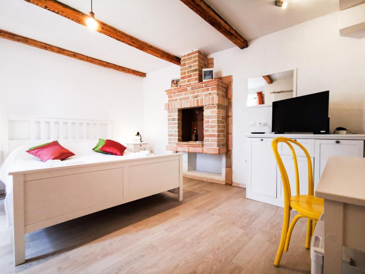 Hotel Val Comeza à Komiža Extérieur photo