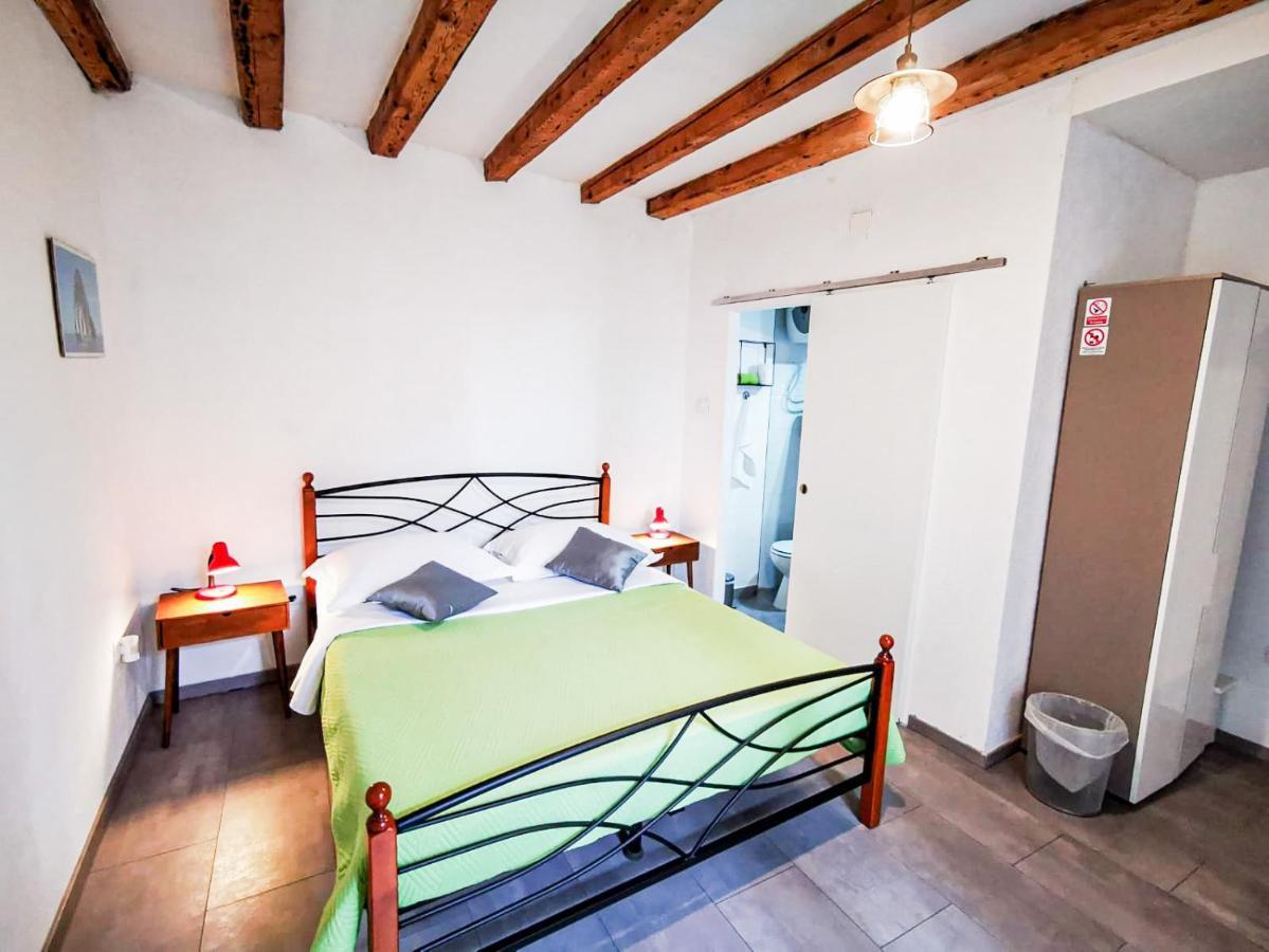 Hotel Val Comeza à Komiža Extérieur photo