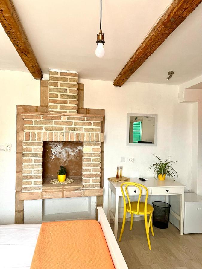 Hotel Val Comeza à Komiža Extérieur photo