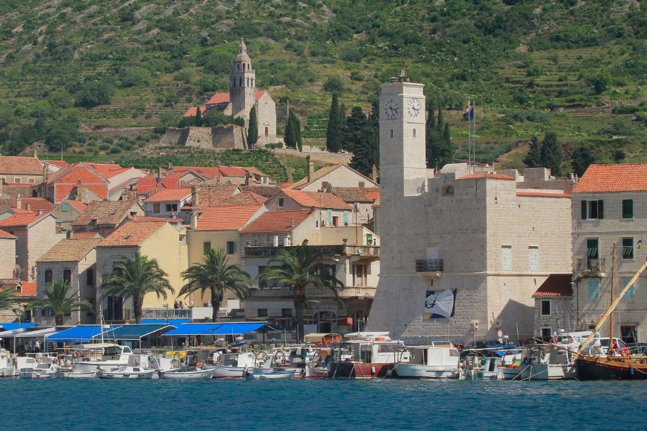 Hotel Val Comeza à Komiža Extérieur photo