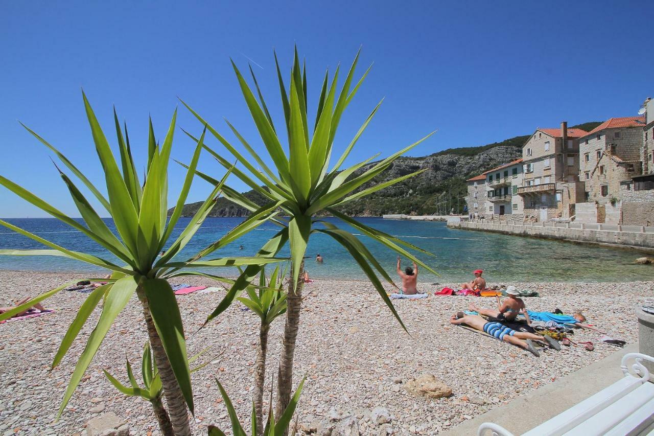 Hotel Val Comeza à Komiža Extérieur photo